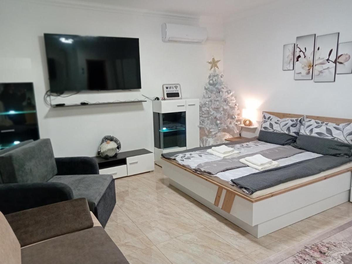 Hangjegy Apartman Debrecen Eksteriør bilde